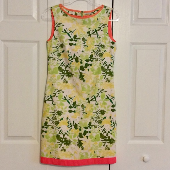 Tahari Summer Dress sz 4 - Picture 2 of 15